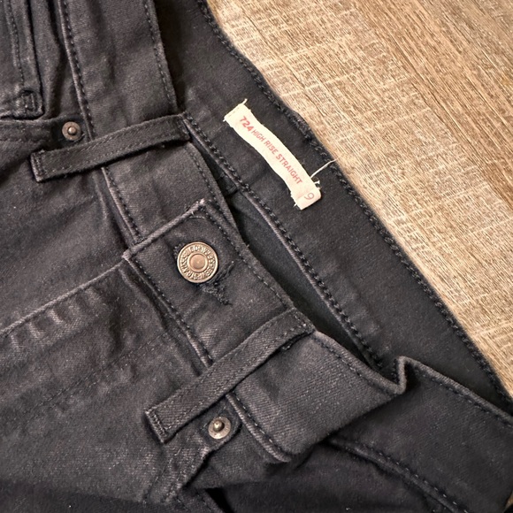 Black Straight-Leg Levi Jeans - Picture 6 of 6